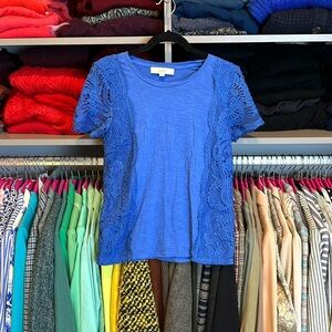 Loft blue with embroidery short sleeve scoop neck top size XS